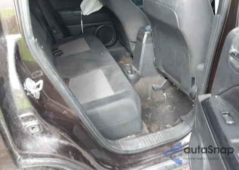 2014 Jeep Compass Sport z USA, uszkodzony, nr VIN 1C4NJCBA1ED720613